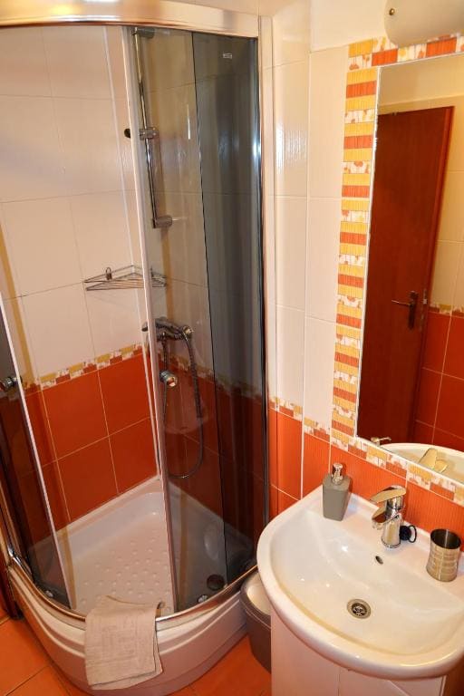 Standard Suite room - Image 2