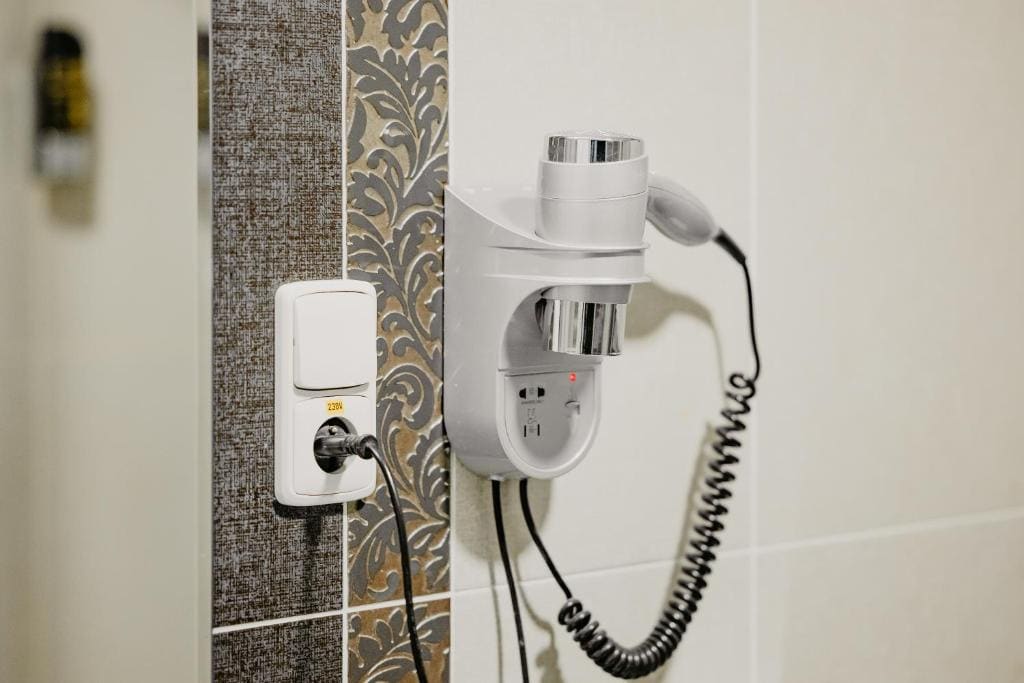 One-Bedroom Suite room - Image 2