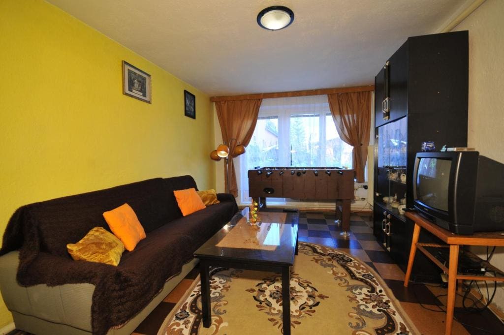 Family Room room - Image 2
