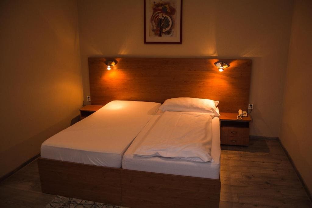Double Room room - Image 2