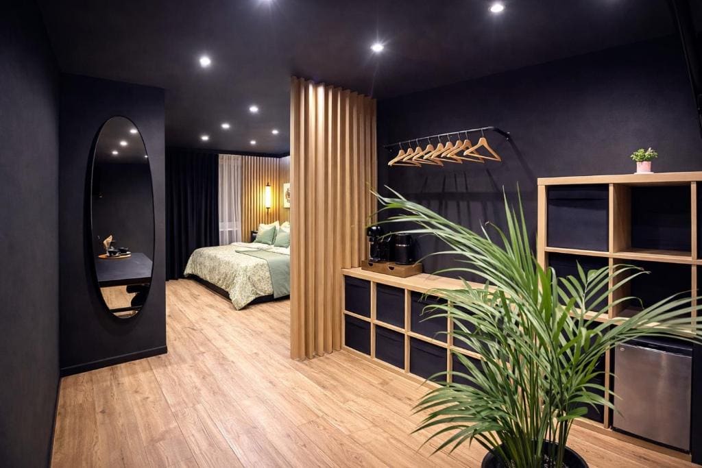 Superior King Suite room - Image 3