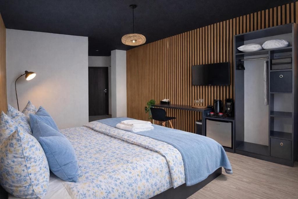 Superior Double or Twin Room room - Image 3