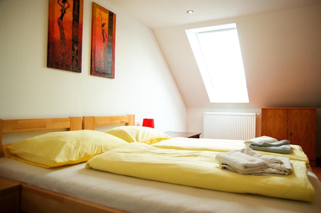 Deluxe Apartment room - Image 2