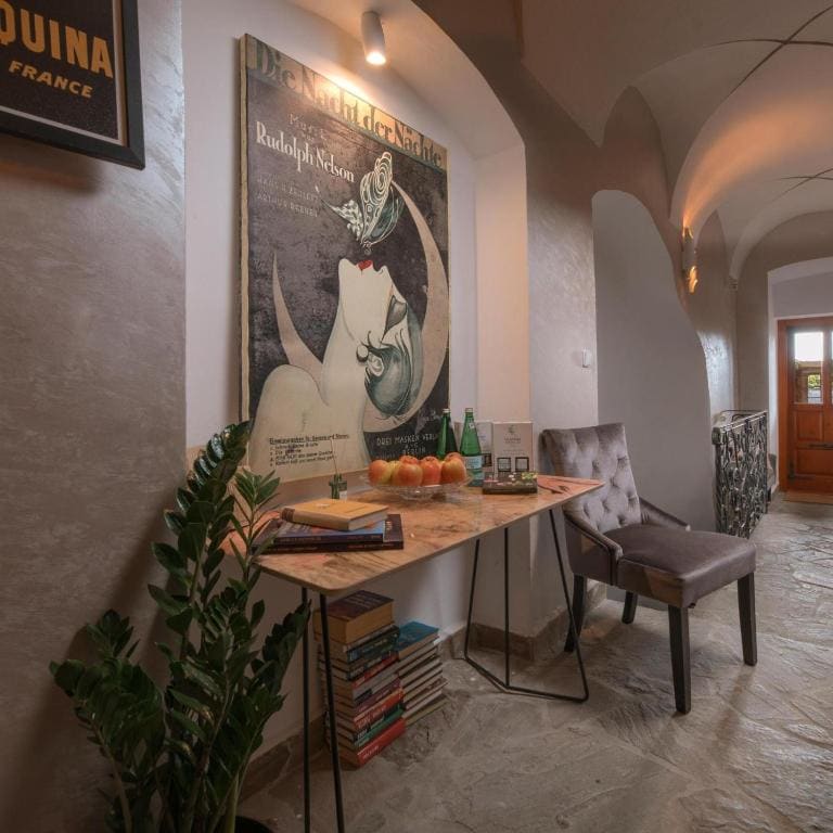 Deluxe Double Room room - Image 2