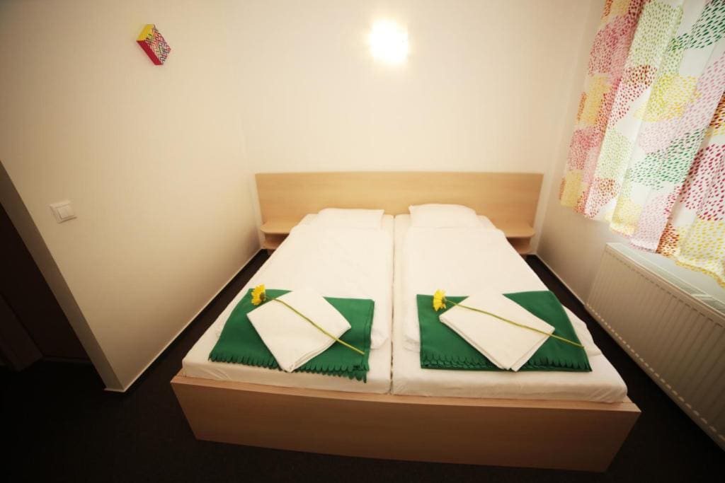 One-Bedroom Apartment room - Image 2