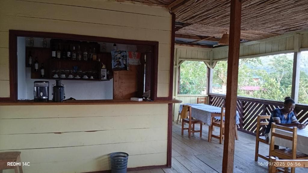 Double Room with Private Bathroom room - Image 2