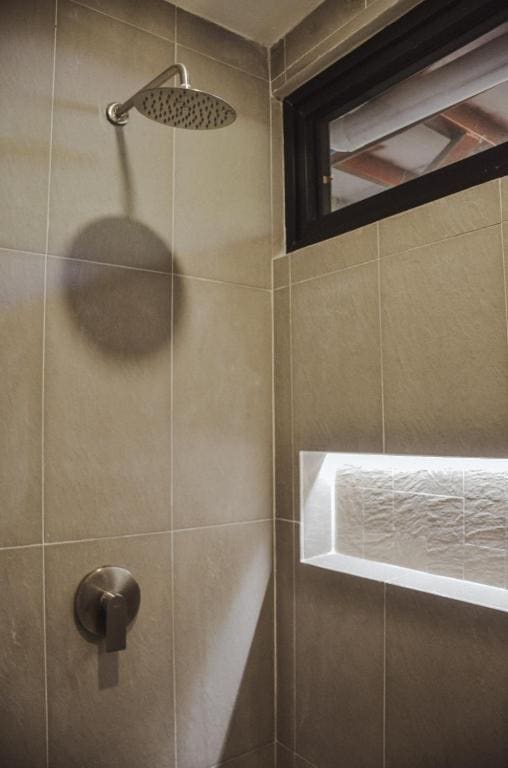 Standard Suite room - Image 3