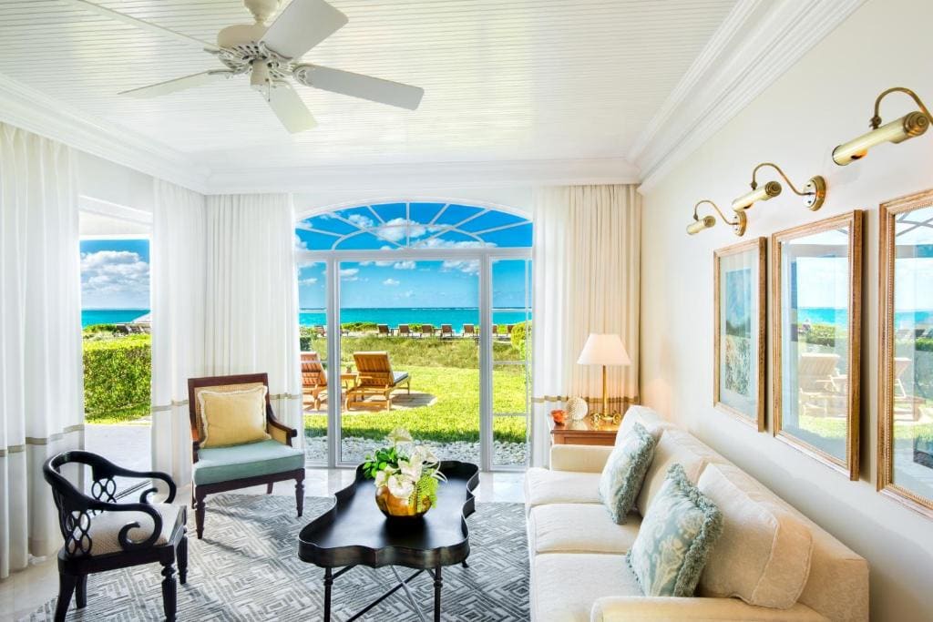 Deluxe Two-Bedroom Suite - Ocean Front room - Image 1