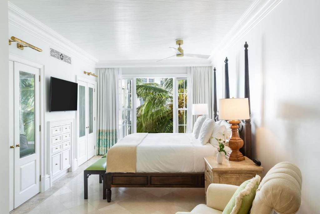 Two-Bedroom Suite with Ocean View room - Image 3