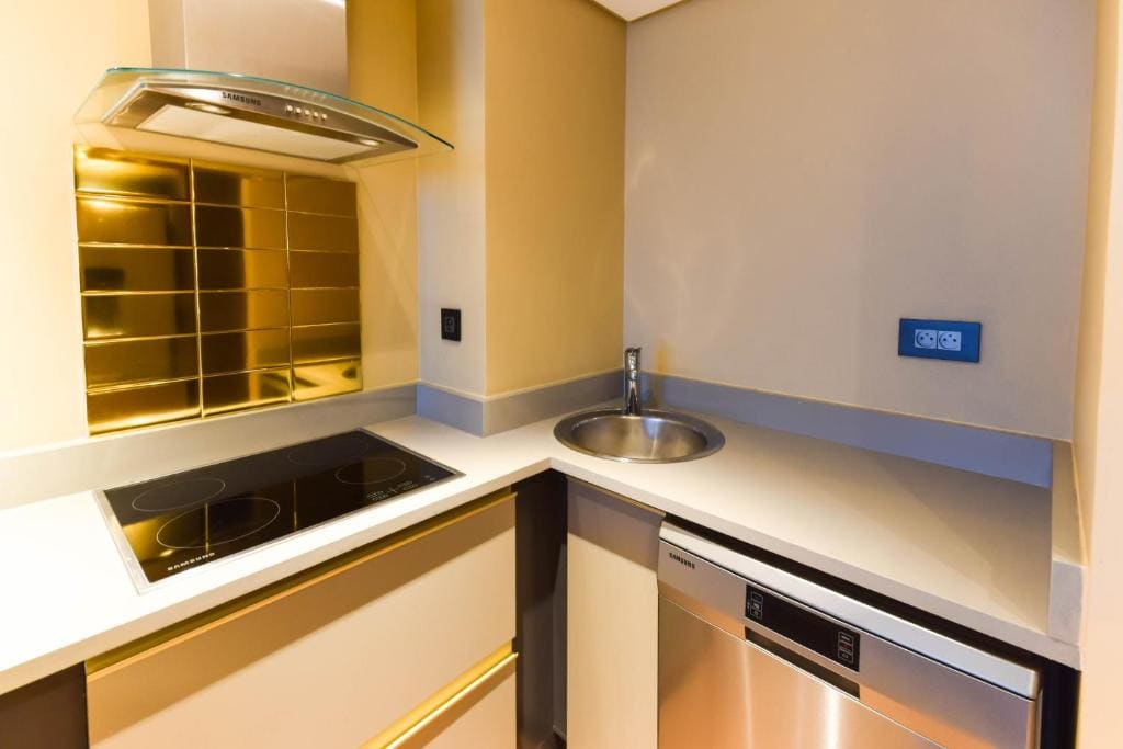Junior Apartment room - Image 3
