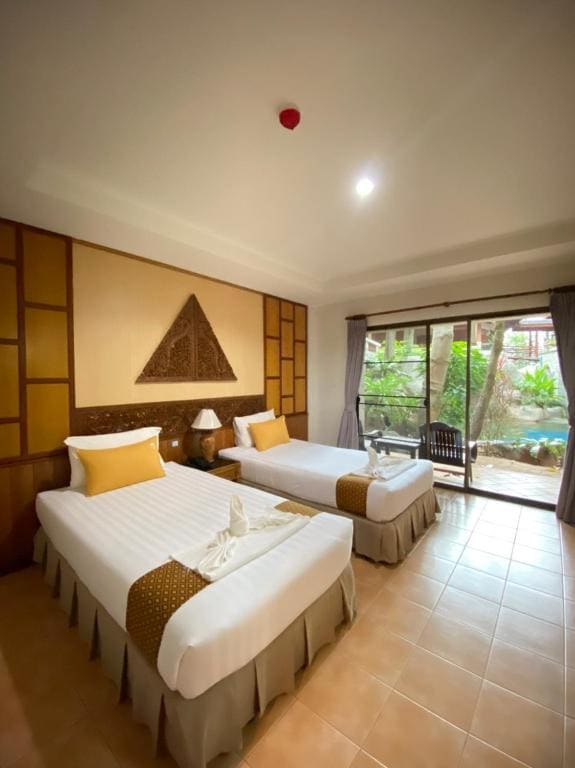 Double or Twin Room with Pool View room - Image 3