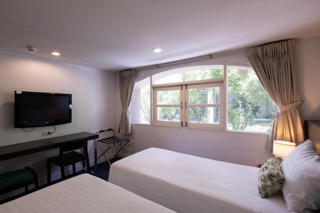 Superior King or Twin Room room - Image 3