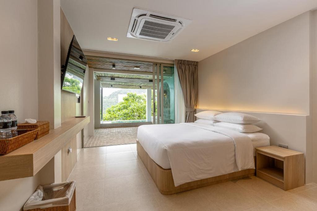 Premier Two Bedroom Seaview Pool Villa room - Image 3