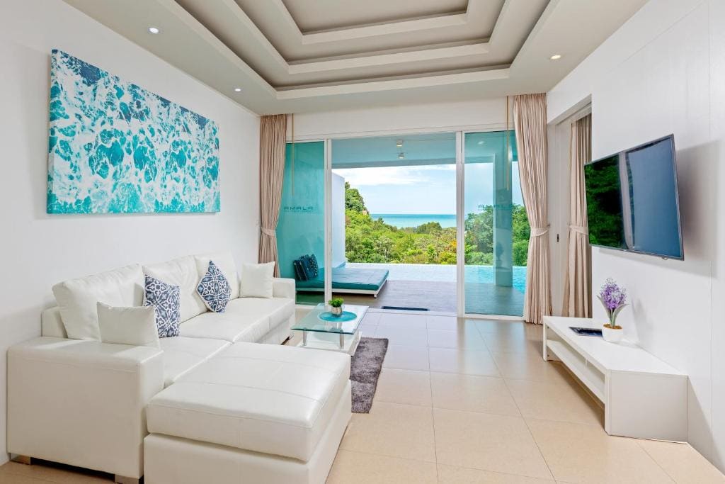 Deluxe Partial Seaview Pool Suite room - Image 2