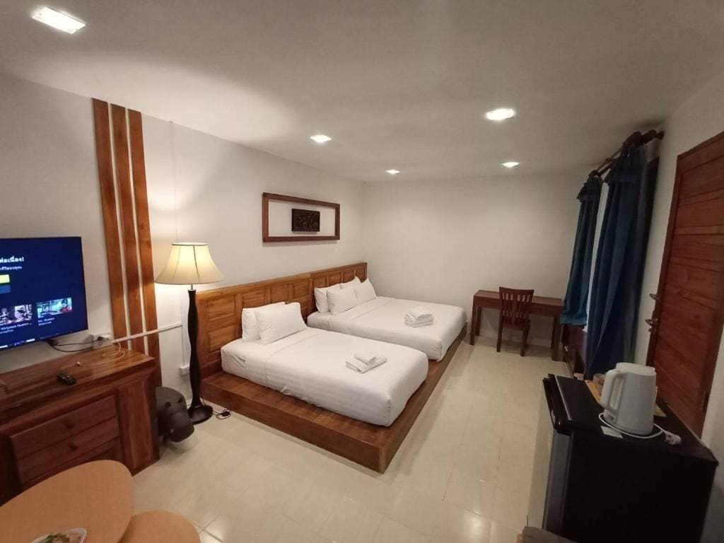 Deluxe Double or Twin Room with Garden View room - Image 1