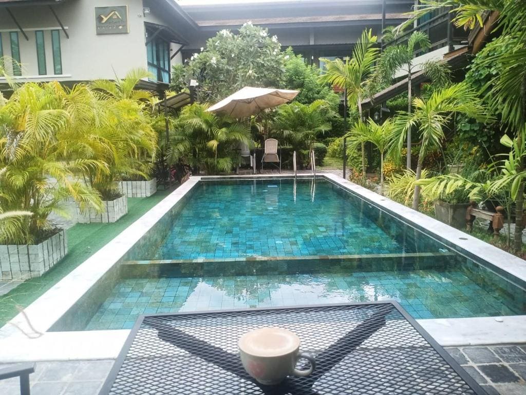 Triple Room with Balcony room - Image 3