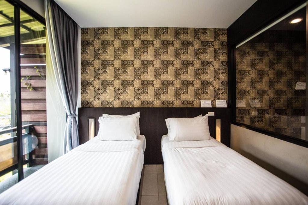 Double Room with Balcony room - Image 1