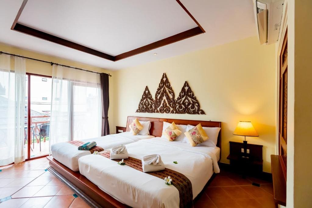 Standard Triple Room room - Image 1