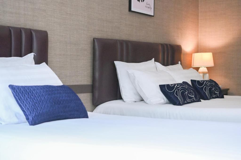 Deluxe Double or Twin Room with Pool View room - Image 1