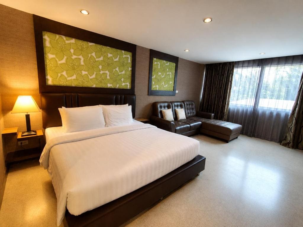 Superior Double or Twin Room room - Image 1