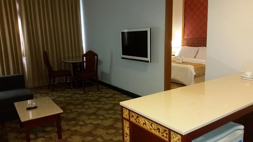 Superior Single Room room - Image 3