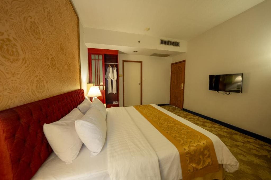 Suite room - Image 1