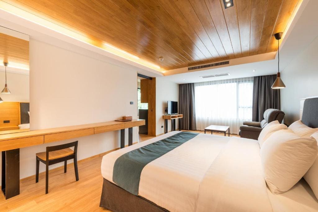 Deluxe Twin Room room - Image 2