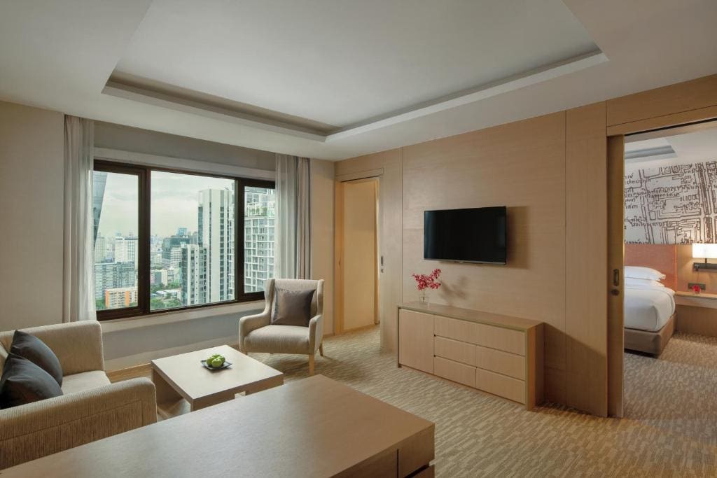 One Bedroom Suite room - Image 2