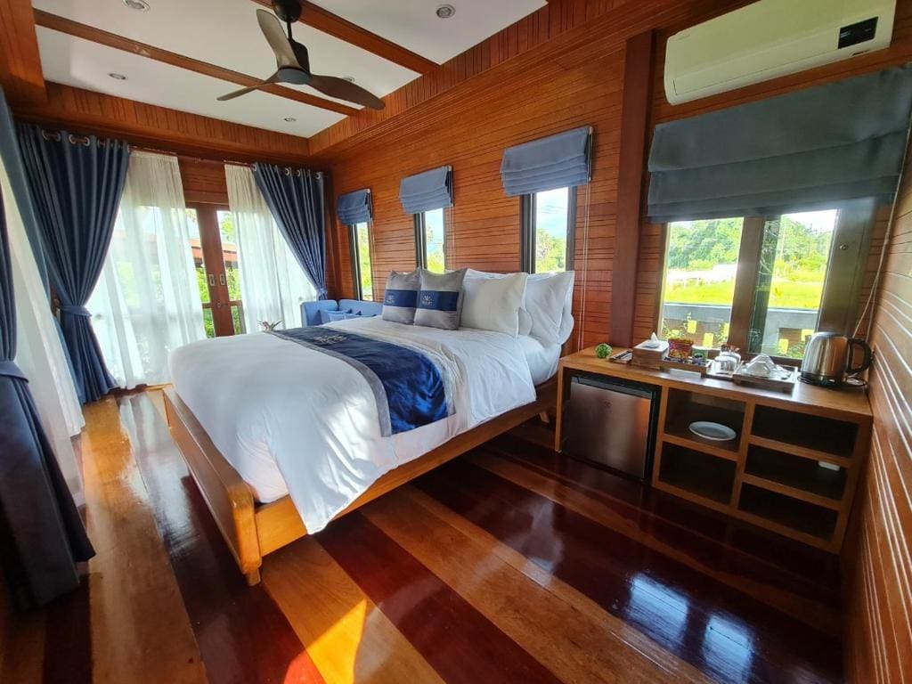 Superior Villa room - Image 1
