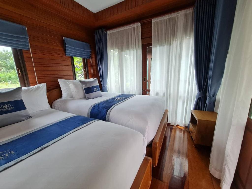 Family Suite with Balcony room - Image 1