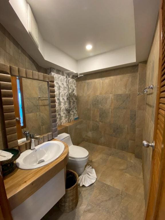 Deluxe Villa with Sea View room - Image 2