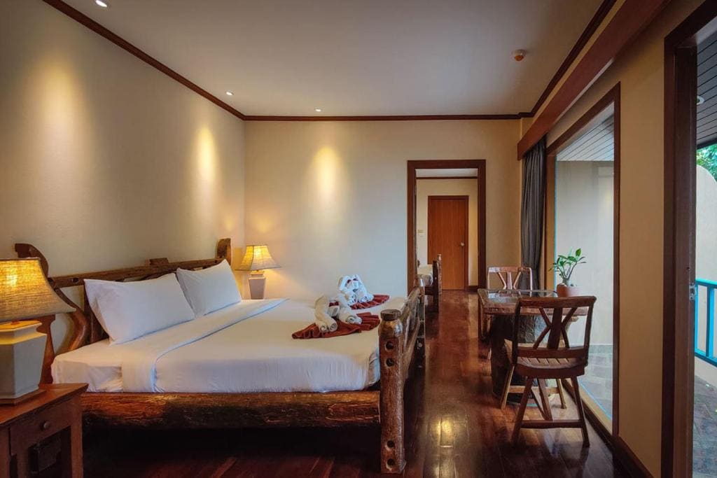 Villa with Private Pool room - Image 1