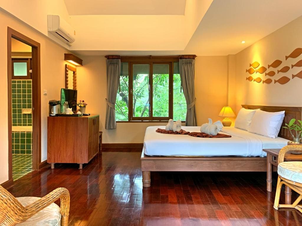 Villa with Private Pool room - Image 3