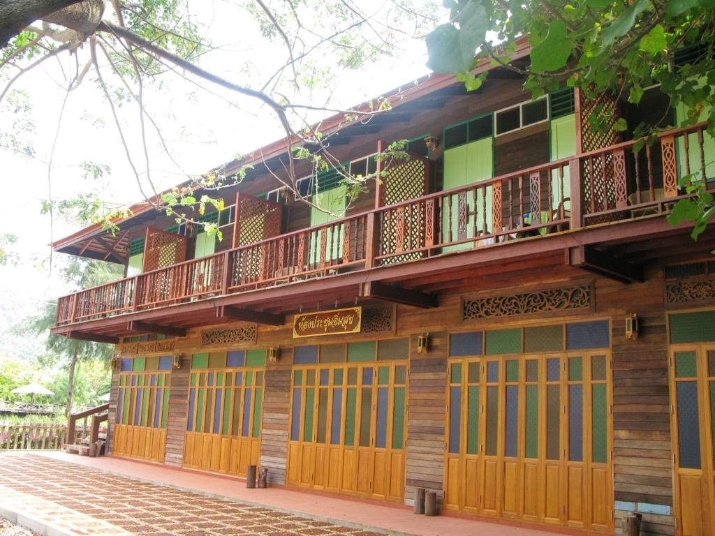 Deluxe Double or Twin Room with Balcony room - Image 3