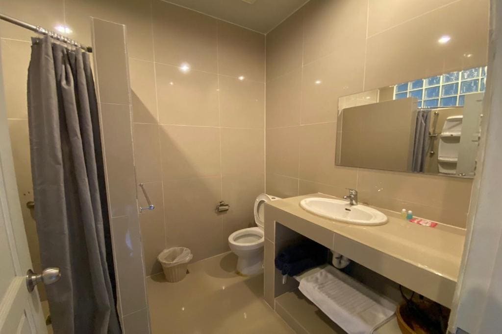 Suite room - Image 3