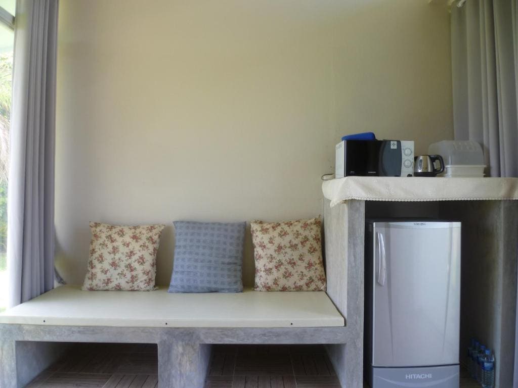 Family Room room - Image 2