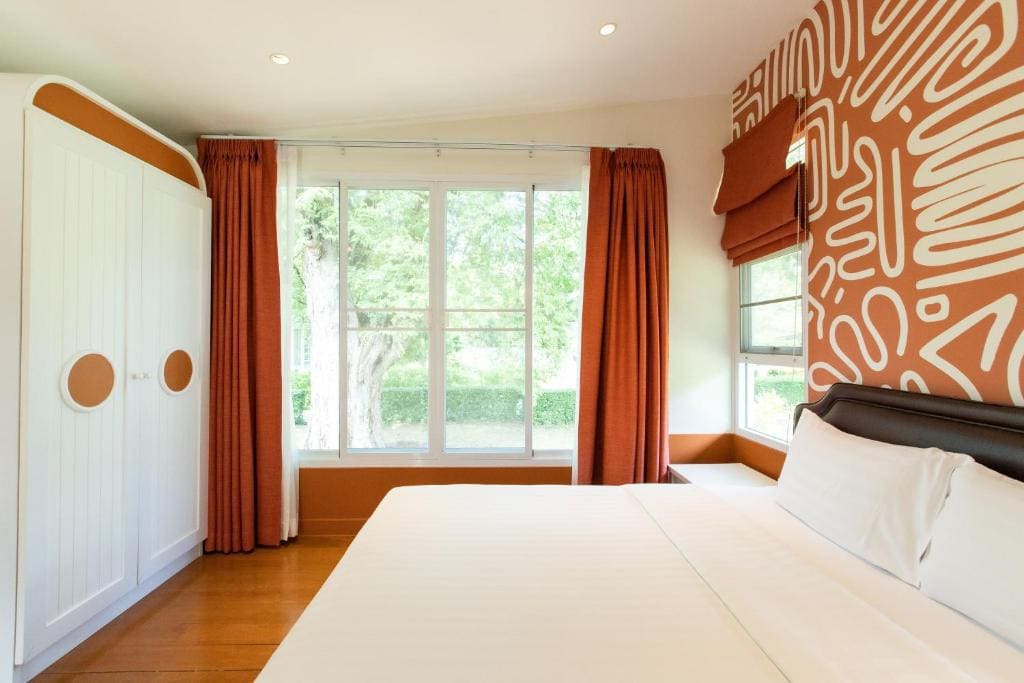 Premier One-Bedroom Villa room - Image 2
