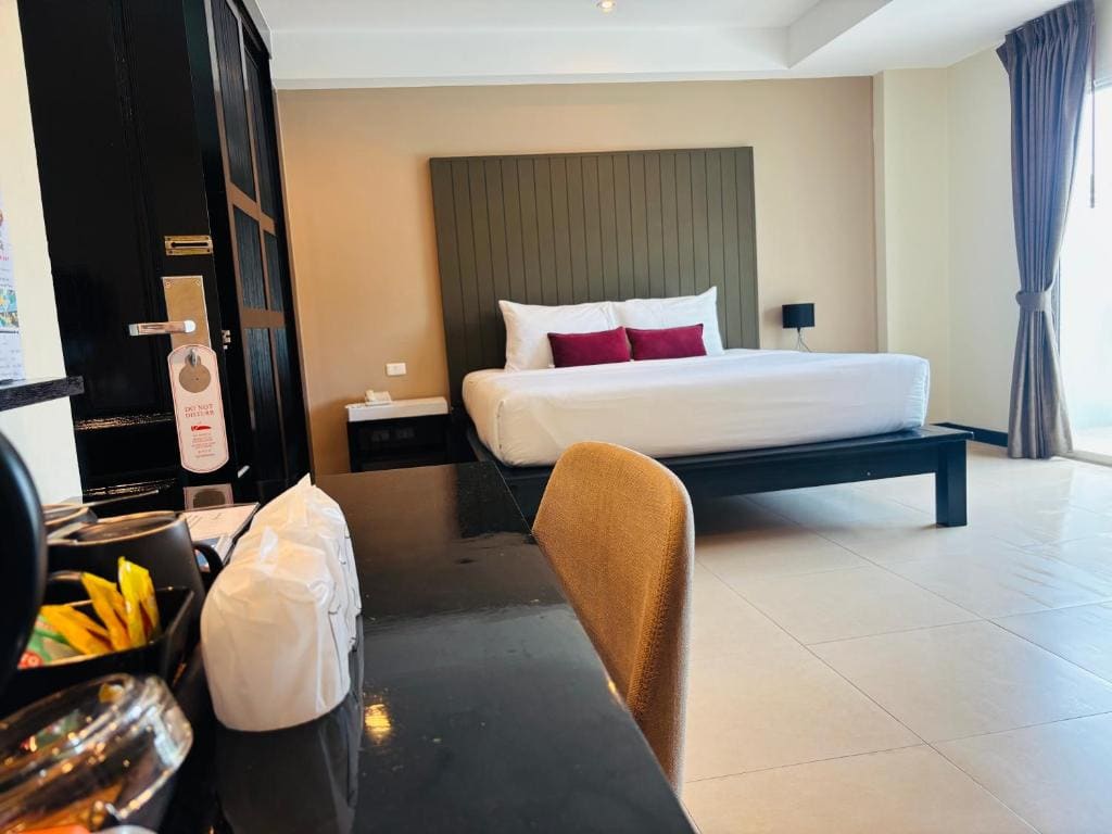 Premier Double or Twin Room room - Image 2