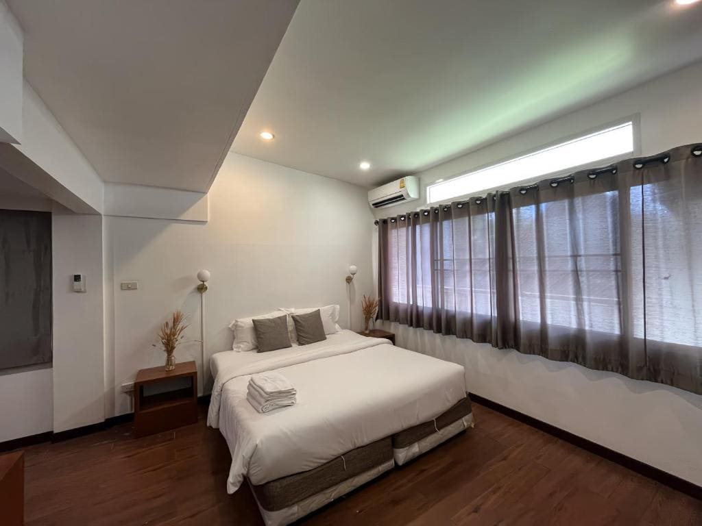 Deluxe Double Room room - Image 3