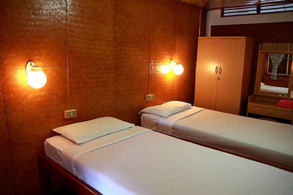 Deluxe Suite room - Image 2