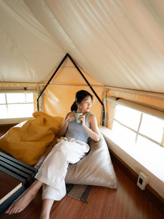 Supreme Tent room - Image 3