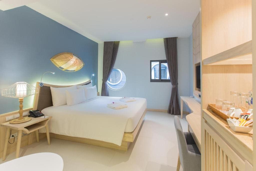 Deluxe Premier Room room - Image 2