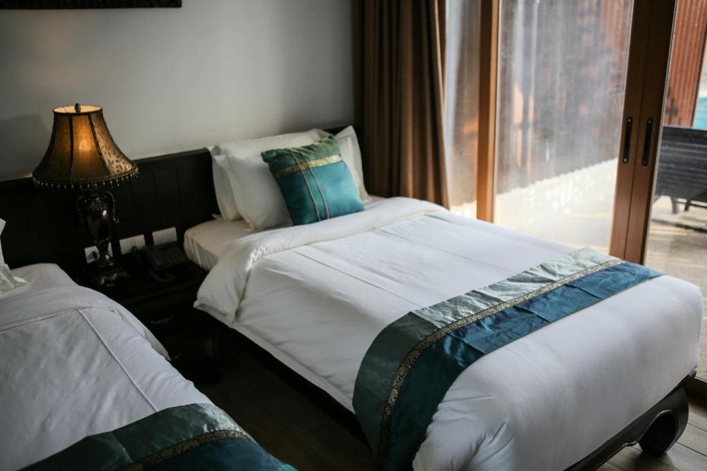 Deluxe Double or Twin Room with Pool Access room - Image 1