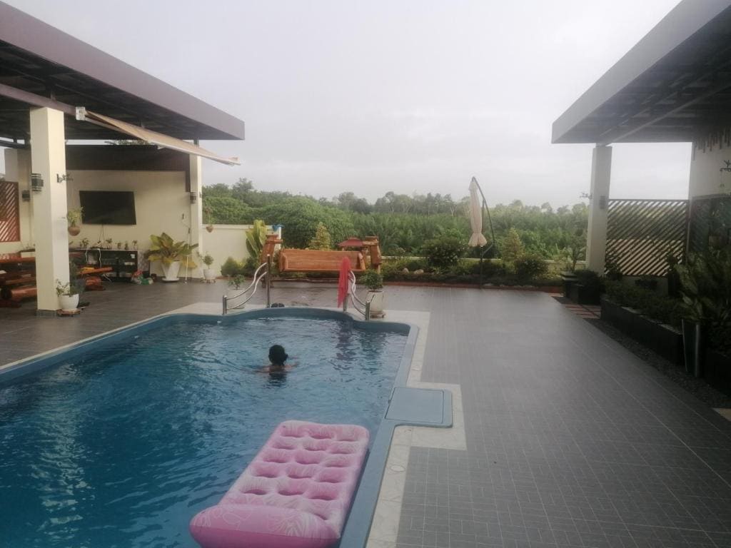 Deluxe Double or Twin Room with Pool View room - Image 1