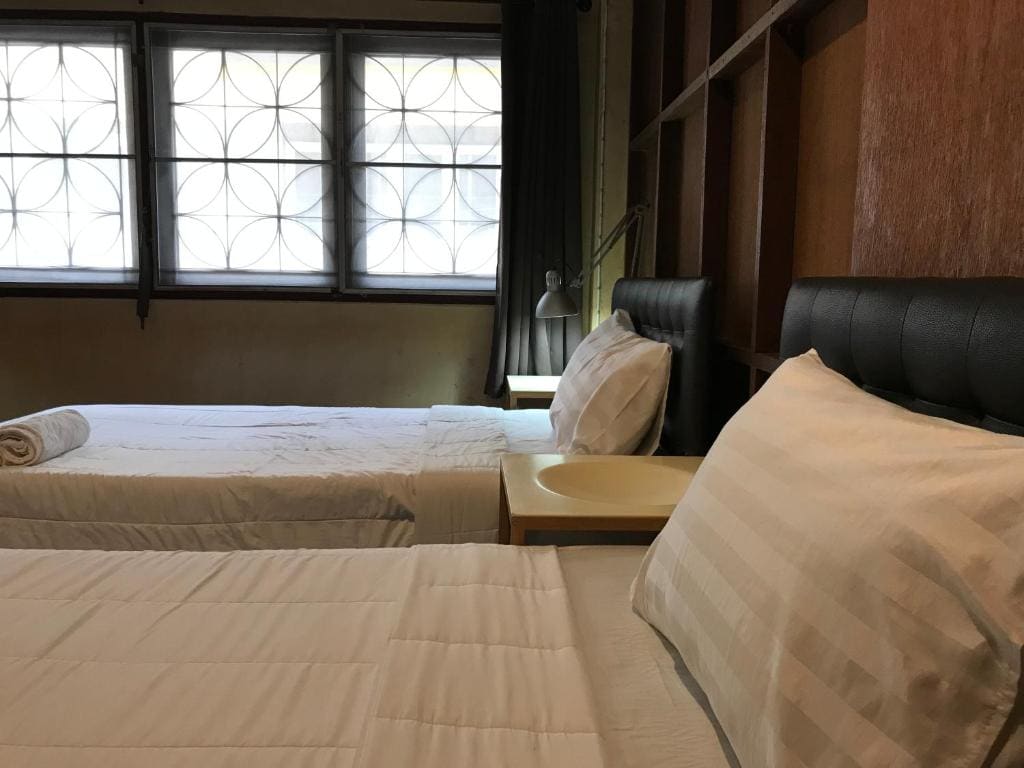 Standard Double Room with Shared Bathroom room - Image 1