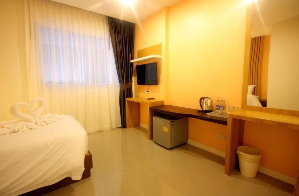 Economy Single Room without Balcony room - Image 2