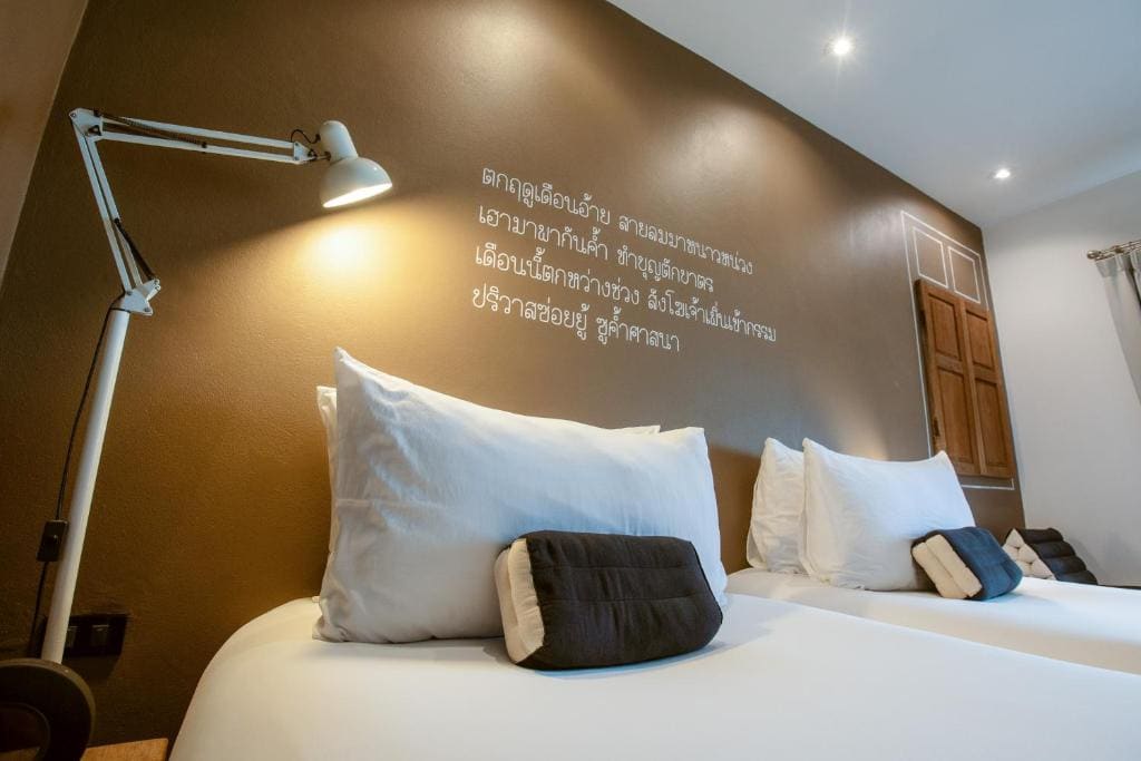 Twin Room with Lake View room - Image 2