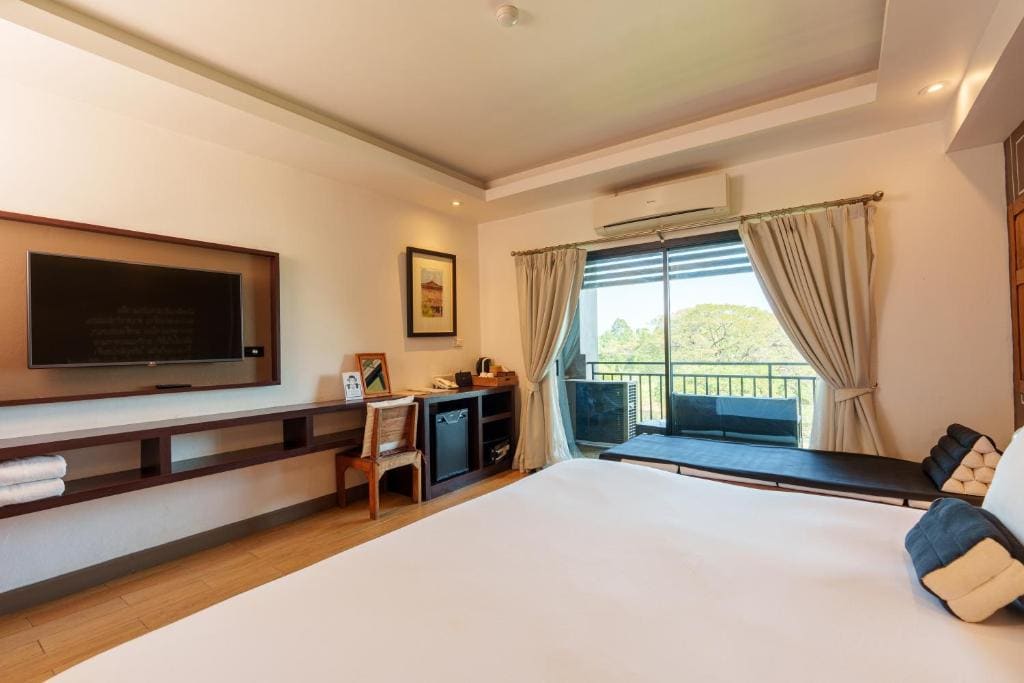 Deluxe Double Room room - Image 2