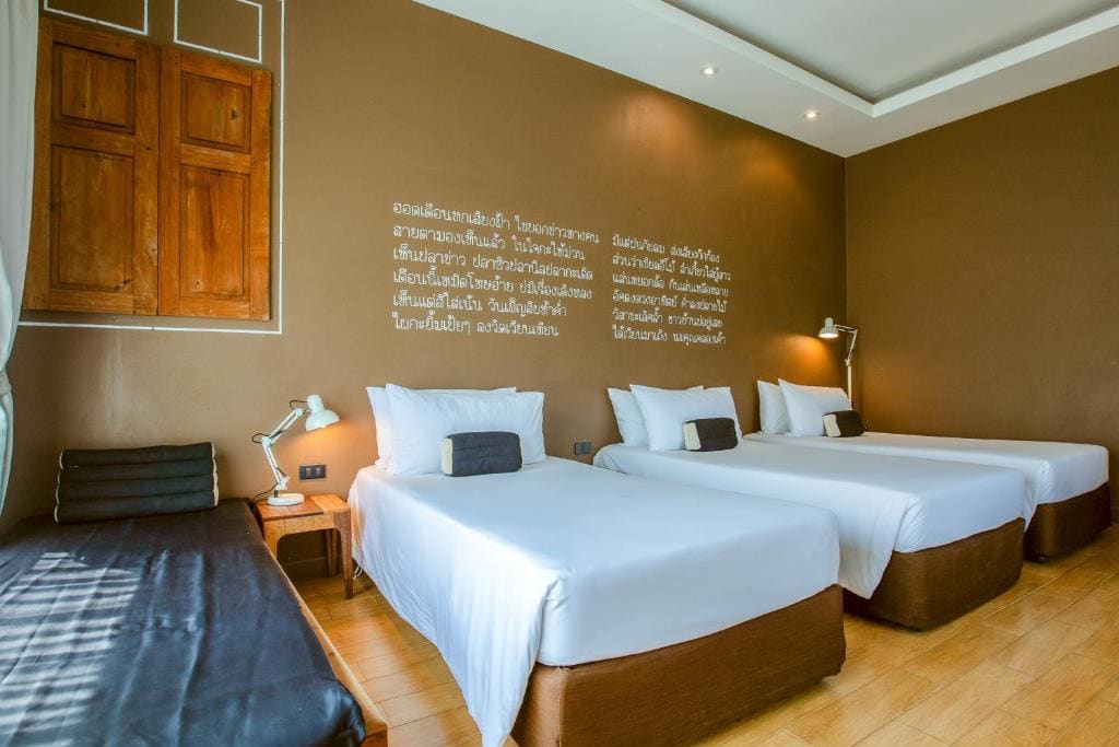 Deluxe Triple Room room - Image 3
