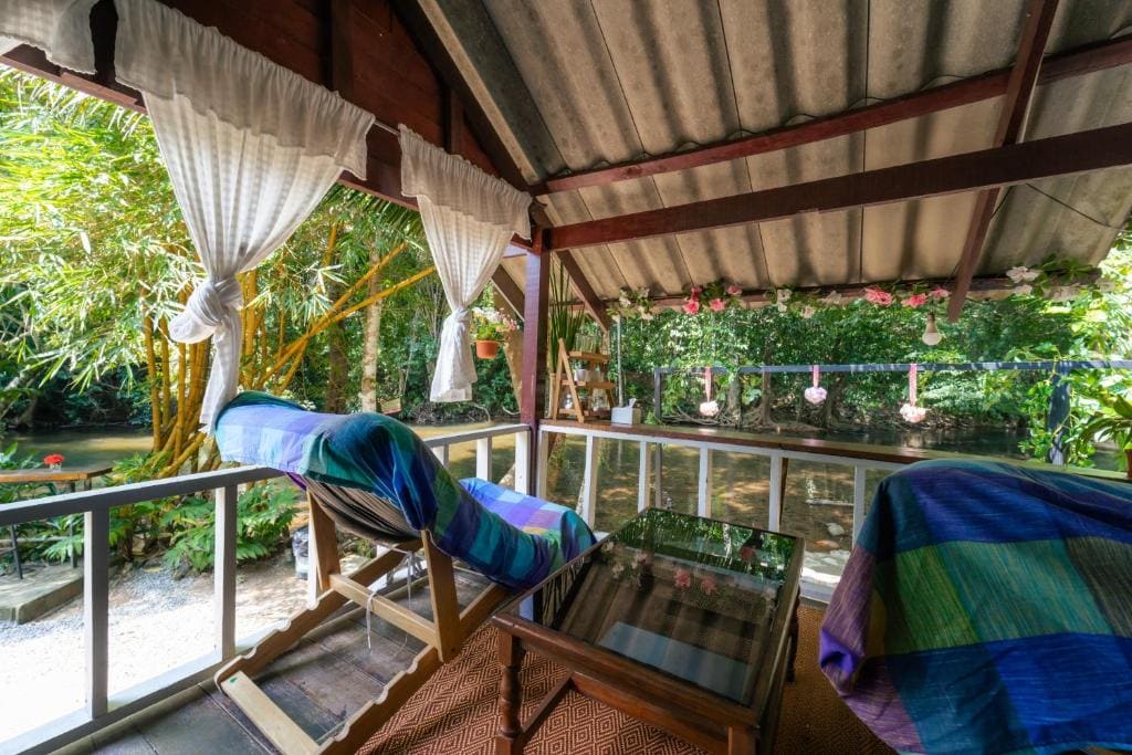 One-Bedroom Chalet room - Image 1